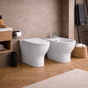Azzurra Ceramica Coppia Sanitari WC da Terra e Bidet Collezione Pratica Ceramica Bianca con Sedile Incluso