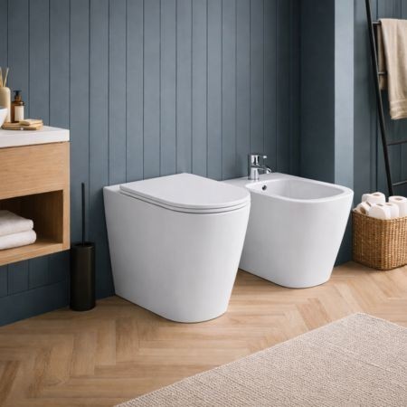 Azzurra Ceramica Coppia Sanitari WC da Terra e Bidet Collezione Build Ceramica Bianca con Sedile Incluso